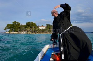 Franciscan driving boat (2)